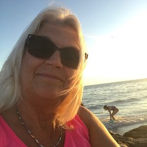 Meet your Posher, Randi